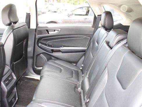 Used 2016 Ford Edge Titanium AWD/4WD image 18