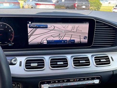 Used 2025 Mercedes-Benz GLE 350 4MATIC image 24