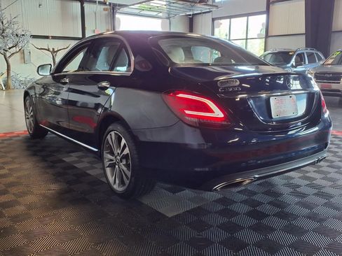 Used 2019 Mercedes-Benz C 300 4MATIC Sedan image 4