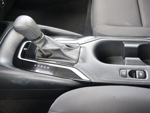 Used 2023 Toyota Corolla LE image 17