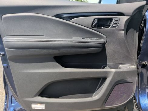 Used 2023 Honda Passport Elite image 14