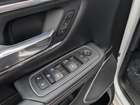Used 2023 RAM 1500 Laramie AWD/4WD image 20