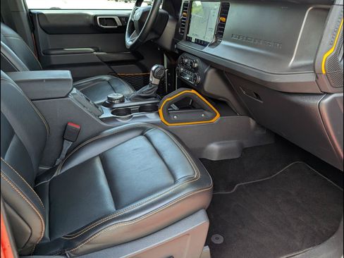 Used 2024 Ford Bronco Badlands AWD/4WD image 18