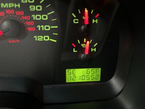 Used 2007 Ford F150 XLT image 27