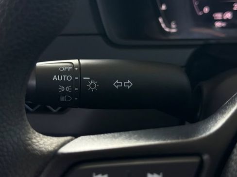 Used 2025 Honda Accord LX image 32