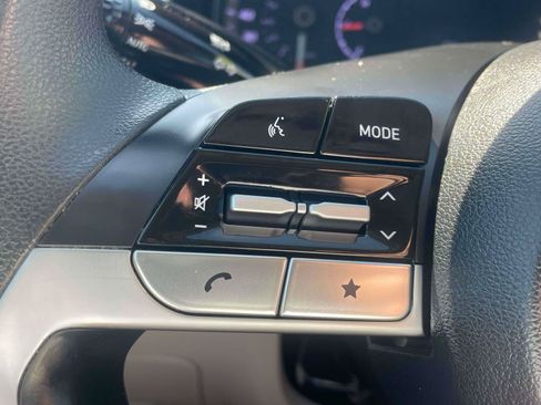 Used 2022 Hyundai Tucson SEL FWD image 18