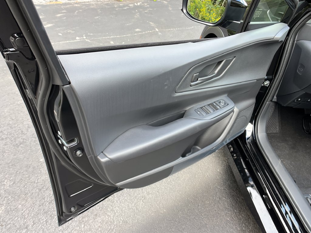 New 2027 Toyota Prius Plug-In Hybrid FWD image 11