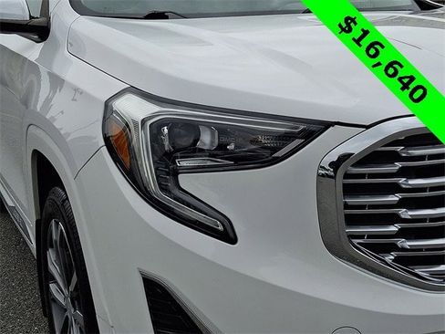 Used 2019 GMC Terrain Denali image 9