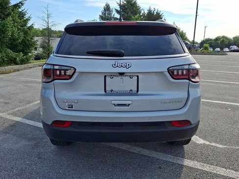 Used 2025 Jeep Compass Limited AWD/4WD image 6
