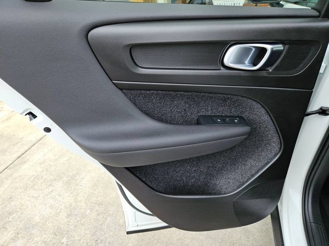Certified 2023 Volvo C40 P8 Recharge Ultimate AWD/4WD image 16