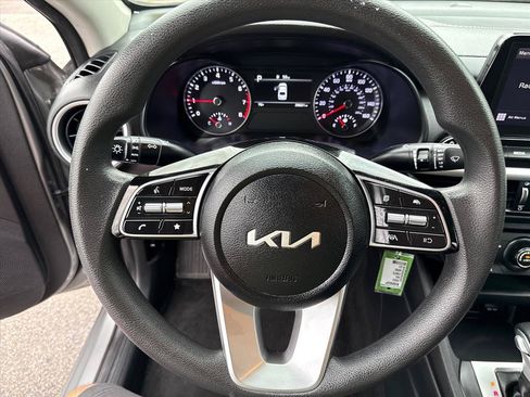 Certified 2023 Kia Forte LXS FWD image 11