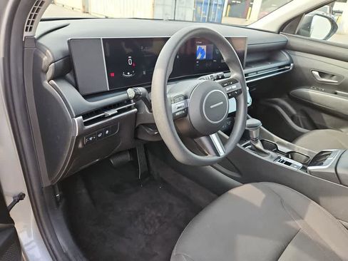 Used 2025 Hyundai Tucson SEL image 16