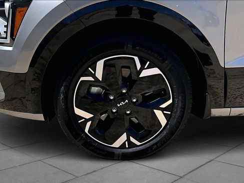 Used 2023 Kia Niro Wind image 9