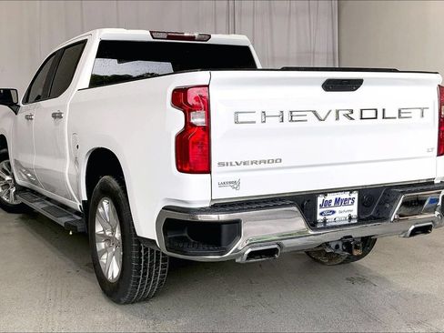 Used 2021 Chevrolet Silverado 1500 LT AWD/4WD image 5