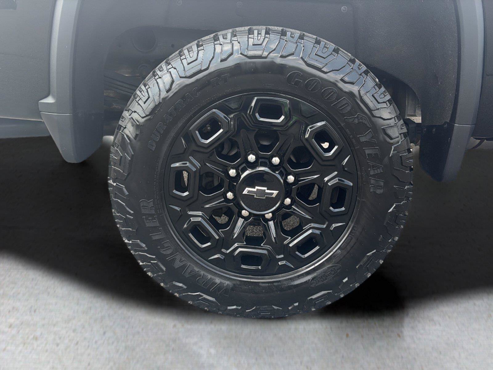 Certified 2024 Chevrolet Silverado 2500 LT w/ Midnight Edition AWD/4WD image 55