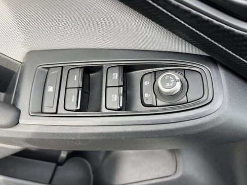 Used 2023 Subaru Crosstrek 2.0i Premium image 15