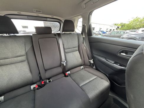 Used 2025 Nissan Rogue SV AWD/4WD image 38