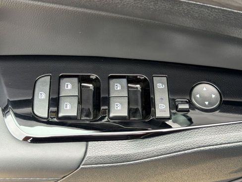 Used 2025 Kia Sportage X-Line w/ Premium Package AWD/4WD image 19