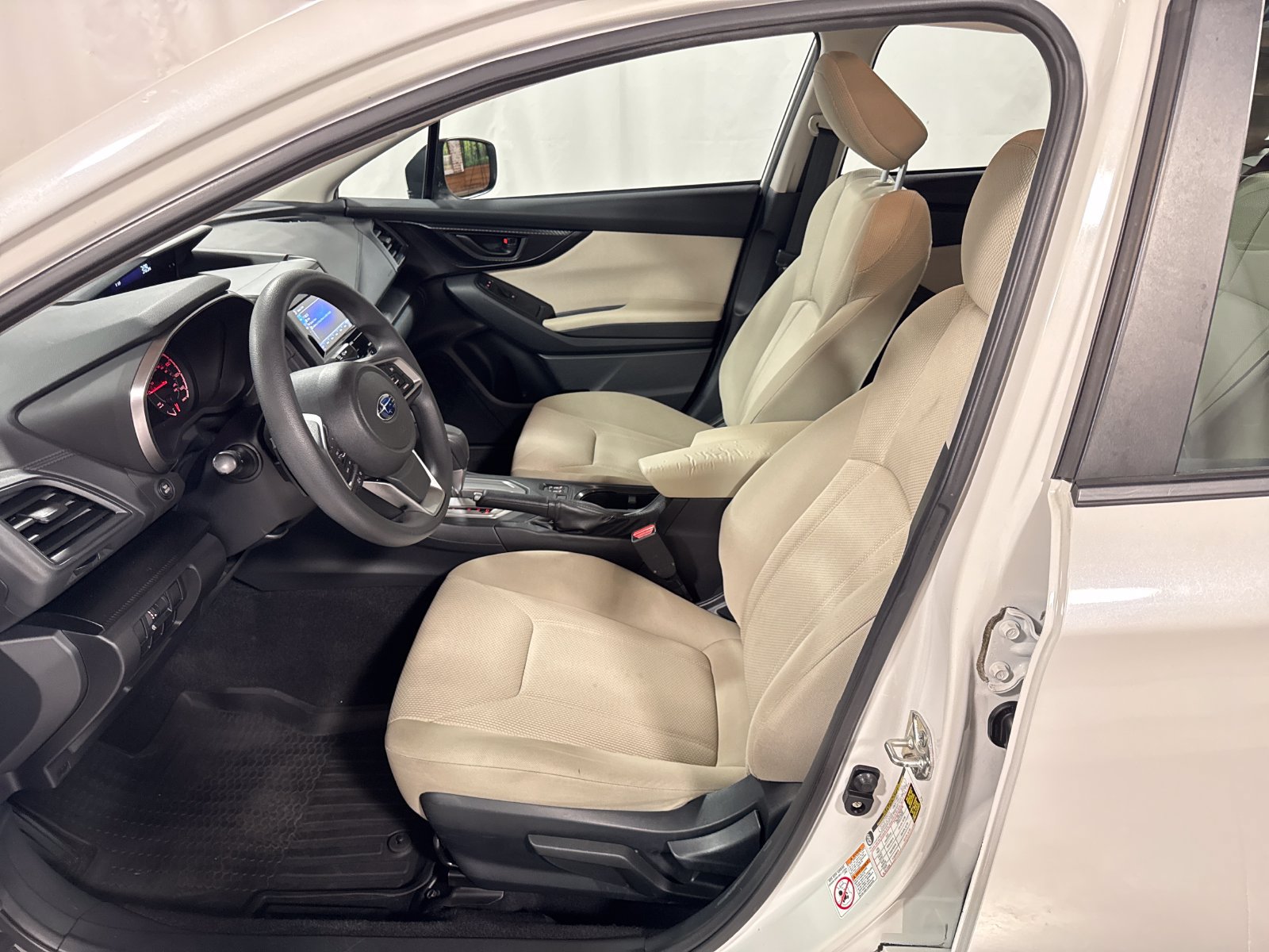 Used 2018 Subaru Impreza 2.0i Premium AWD/4WD image 3