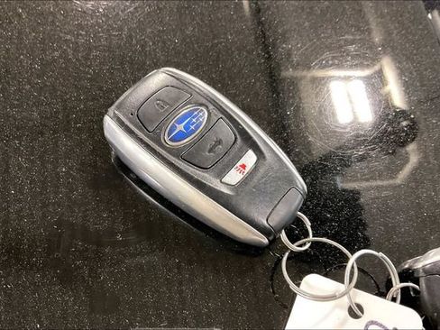 Used 2020 Subaru Outback Premium AWD/4WD image 11