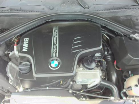 Used 2014 BMW 328i xDrive Sedan AWD/4WD image 9