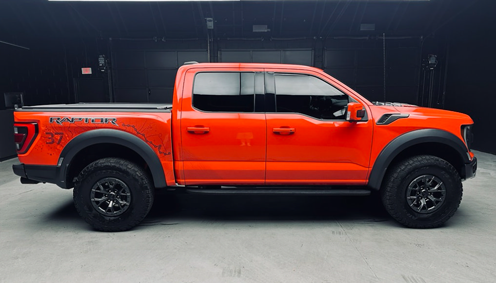 Used 2022 Ford F150 Raptor w/ Raptor 37 Performance Package AWD/4WD image 4