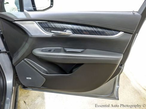 Certified 2024 Cadillac XT6 Premium Luxury w/ Technology Package AWD/4WD image 28