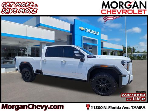 Used 2024 GMC Sierra 2500 AT4 w/ AT4 Premium Plus Package AWD/4WD image 1