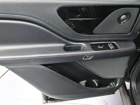 Used 2022 Lincoln Aviator Reserve w/ Equipment Group 201A AWD/4WD image 32