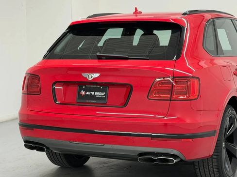 Used 2019 Bentley Bentayga AWD/4WD image 42