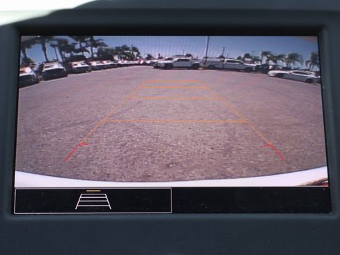 Used 2024 Chevrolet Equinox LS image 29