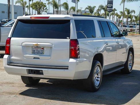 Used 2018 Chevrolet Suburban LT w/ Max Trailering Package AWD/4WD image 4