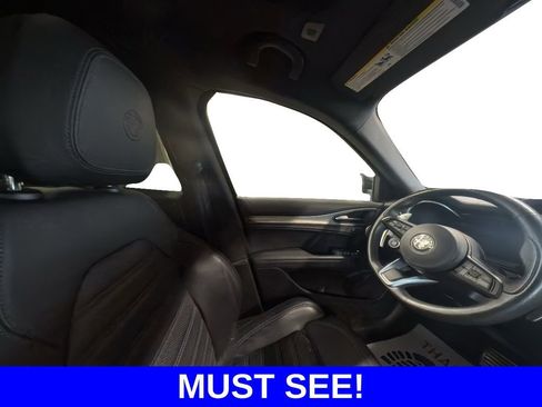Used 2024 Alfa Romeo Stelvio Veloce image 26