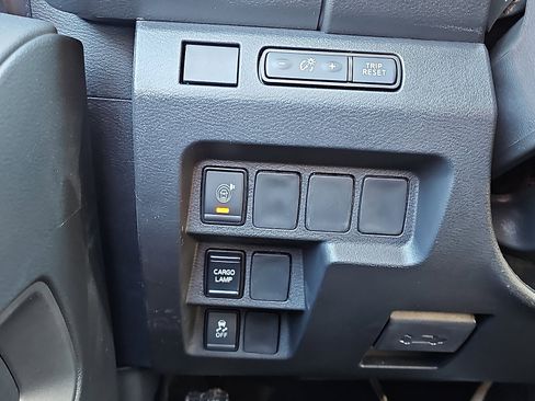 New 2026 Nissan Frontier SV w/ All-Weather Content Package image 17