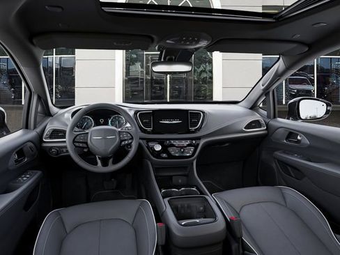 New 2026 Chrysler Pacifica Limited w/ S Appearance Package image 14