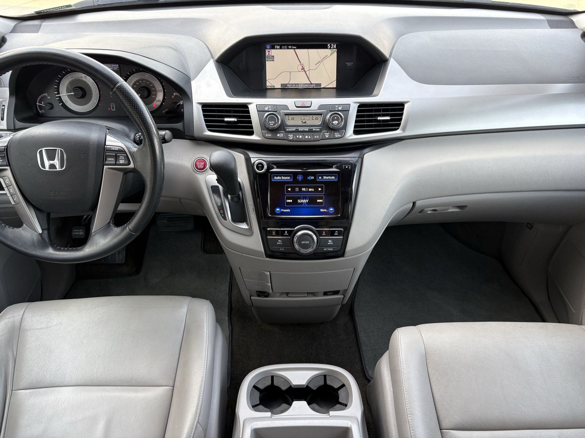 Used 2016 Honda Odyssey EX-L image 2