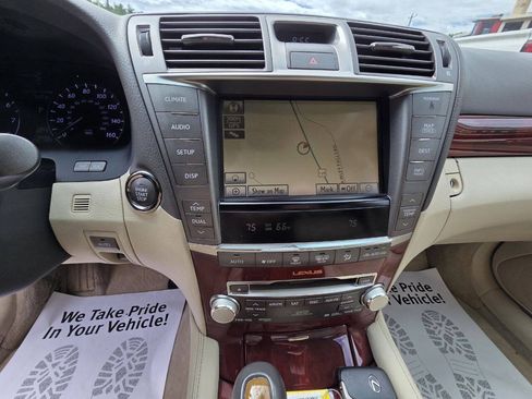 Used 2011 Lexus LS 460 L w/ Luxury Pkg AWD/4WD image 27