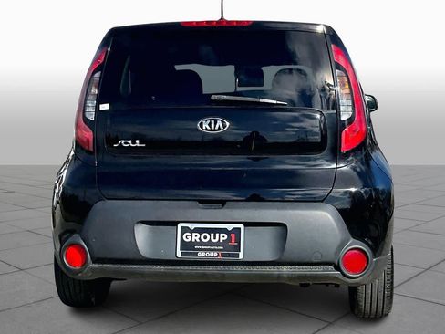 Used 2016 Kia Soul image 4