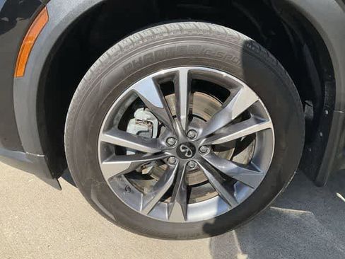 Used 2023 INFINITI QX60 Luxe w/ Vision Package image 11