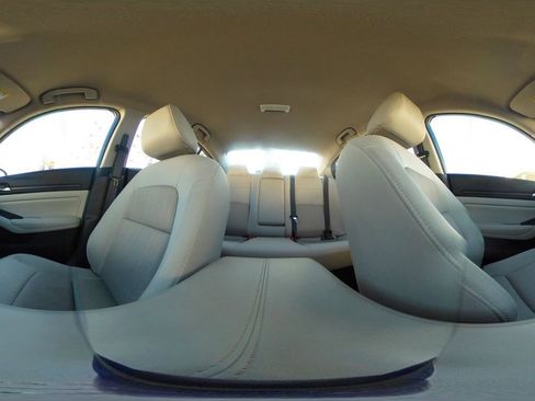 Used 2025 Nissan Altima 2.5 SV image 42