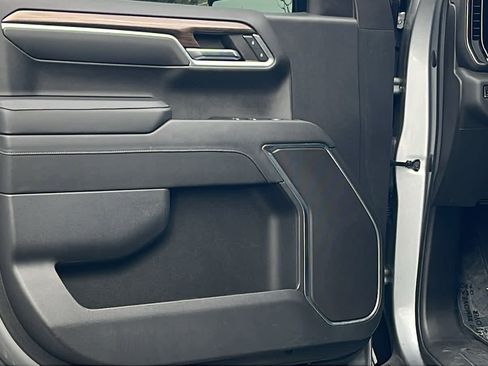 Used 2023 Chevrolet Silverado 1500 RST w/ Z71 Off-Road Package image 23