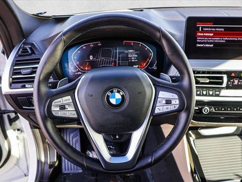 Used 2025 BMW X4 xDrive30i image 13