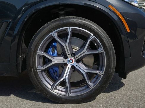 Used 2023 BMW X5 M50i w/ Executive Package image 9