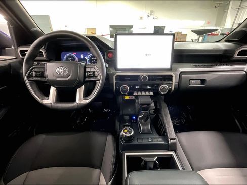 Used 2025 Toyota Tacoma TRD Off-Road w/ TRD Off Road Upgrade Package image 15