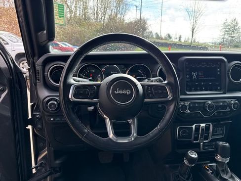 Used 2021 Jeep Wrangler Unlimited Sahara w/ Cold Weather Group image 19