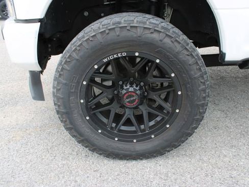 Used 2020 Ford F250 Platinum w/ FX4 Off-Road Package AWD/4WD image 10