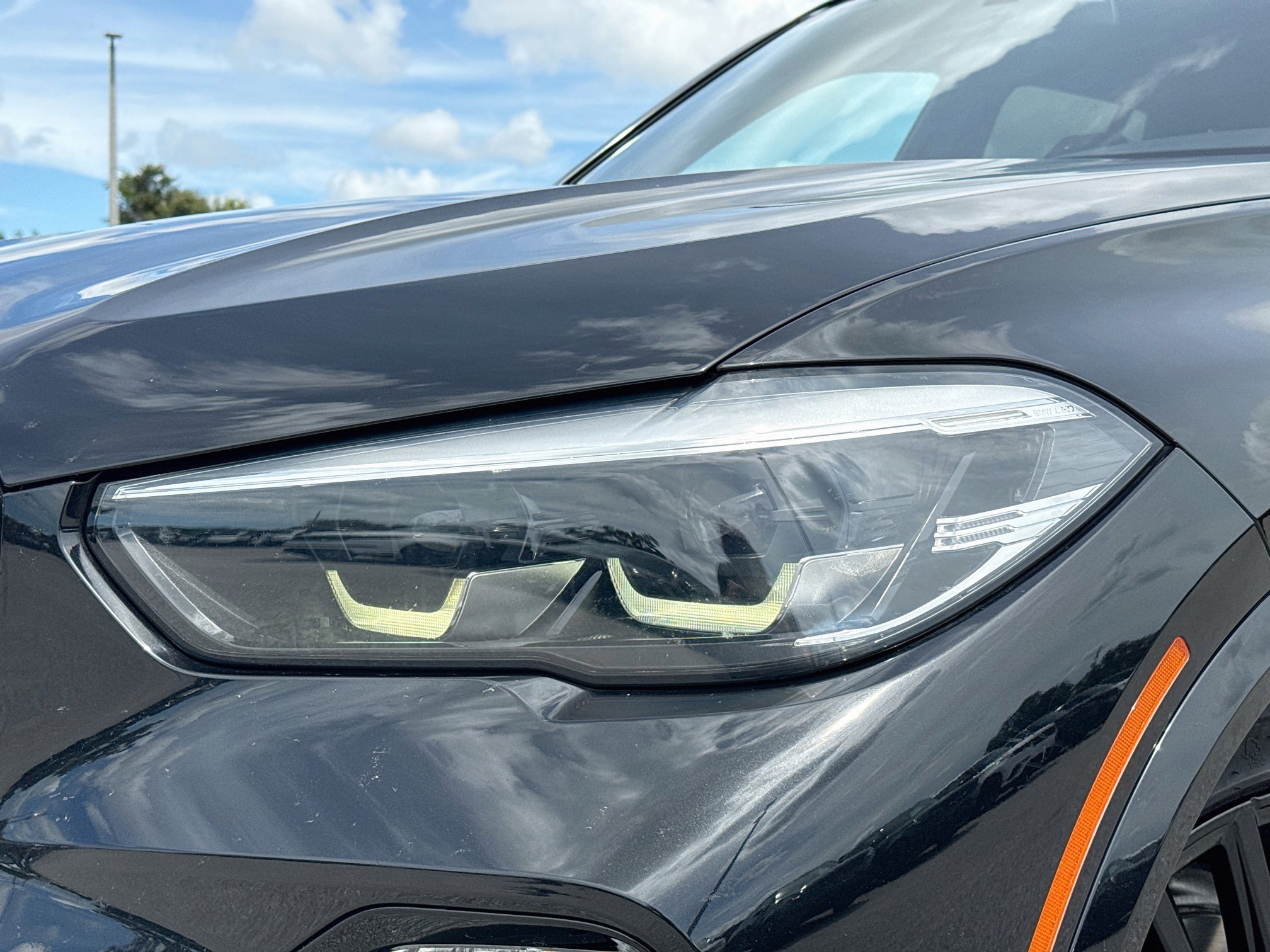Used 2020 BMW X5 sDrive40i w/ M Sport Package RWD image 9