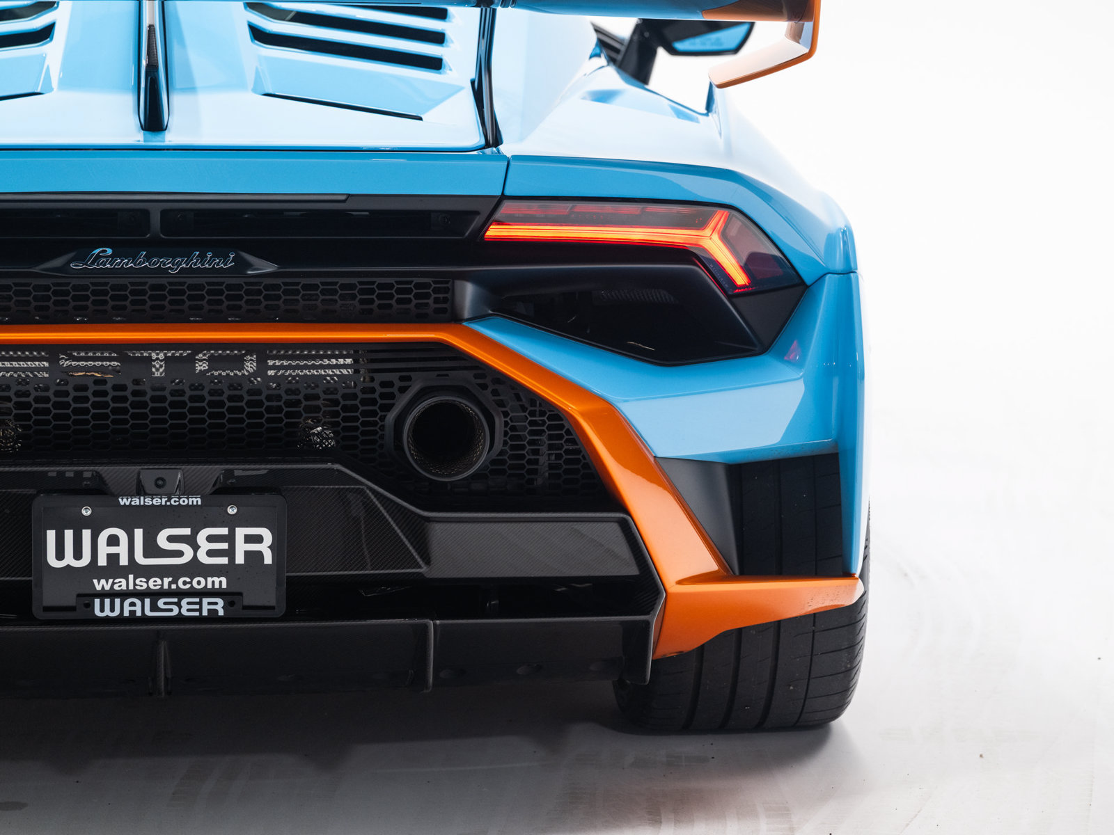 Used 2022 Lamborghini Huracan STO RWD image 29