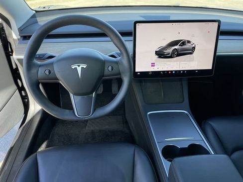 Used 2022 Tesla Model 3 Long Range image 11