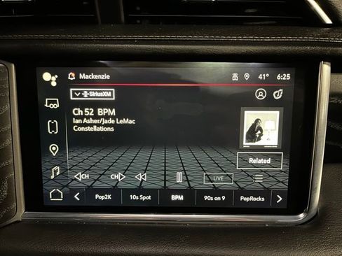 Used 2022 GMC Yukon Denali w/ Denali Premium Package image 42